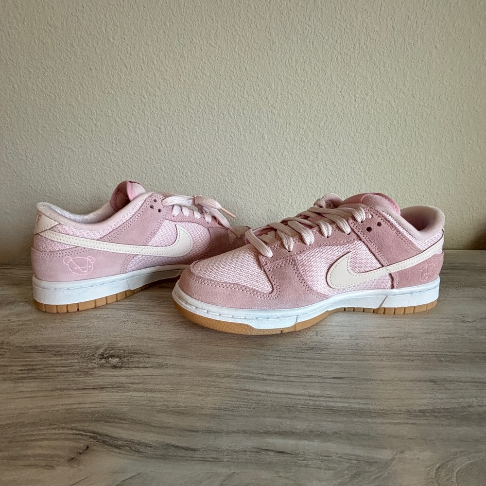 NEW! Nike Dunk Low SE
